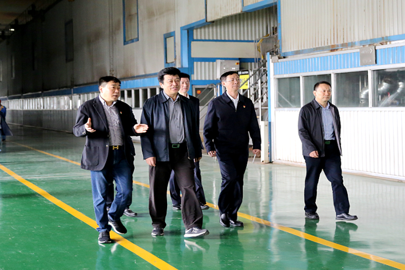 2019年5月8日，时任国家水利部原总工程师、水利部参咨委副主任委员汪洪莅临888集团纸业调研节水工作