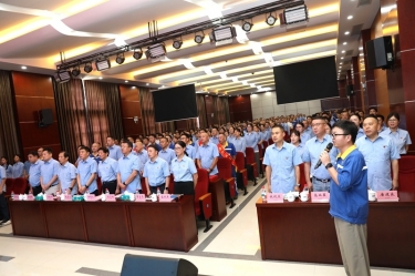 深耕精益 聚力攻坚 | 888集团纸业2026年半年度总结表彰暨正风肃纪警示教育大会隆重召开
